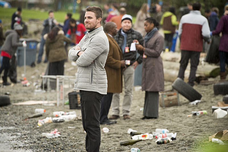Dark Waters episode synopsis,reviews,forums,photos,