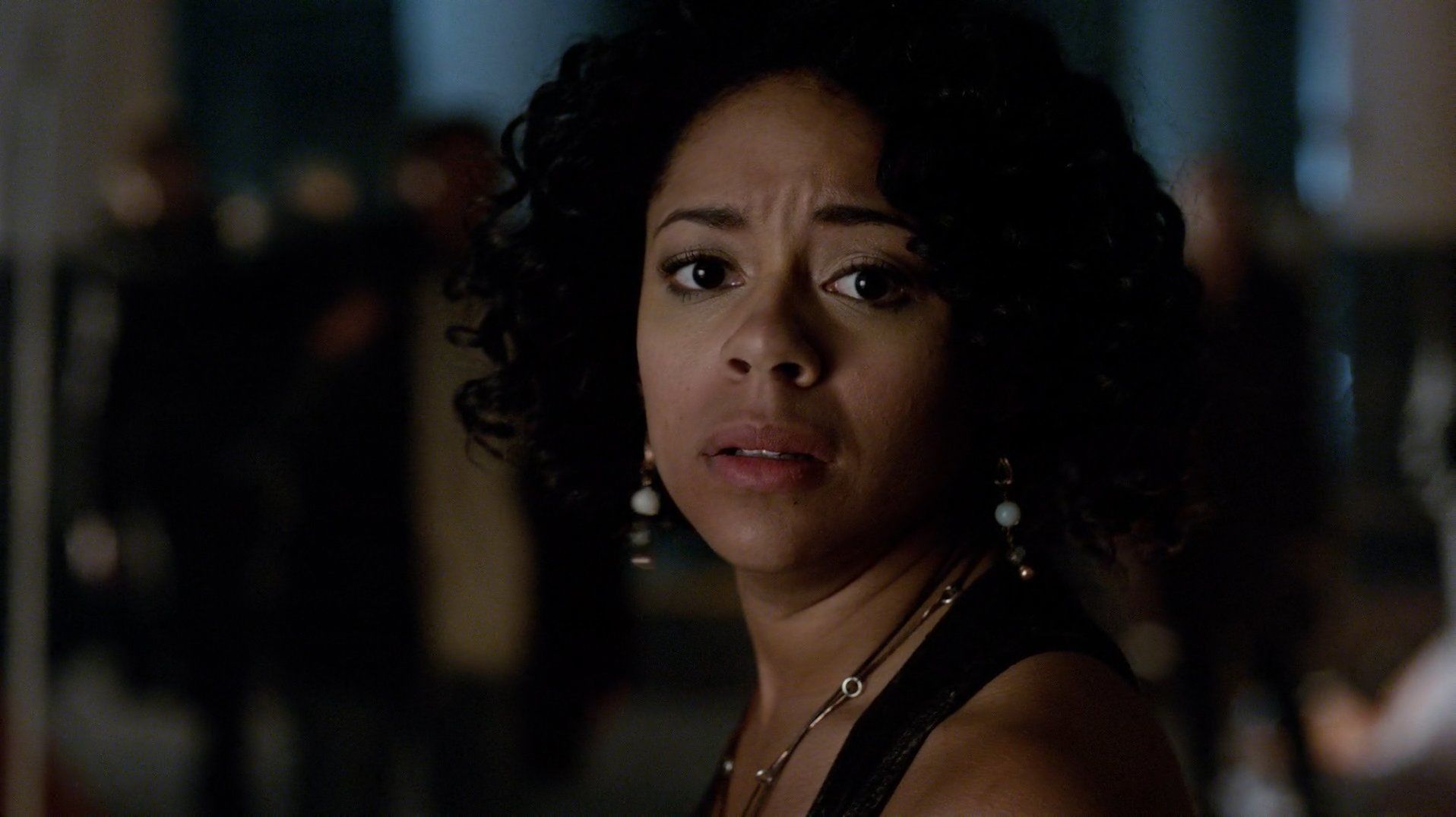 What Lies Beneath episode synopsis,reviews,forums,photos,