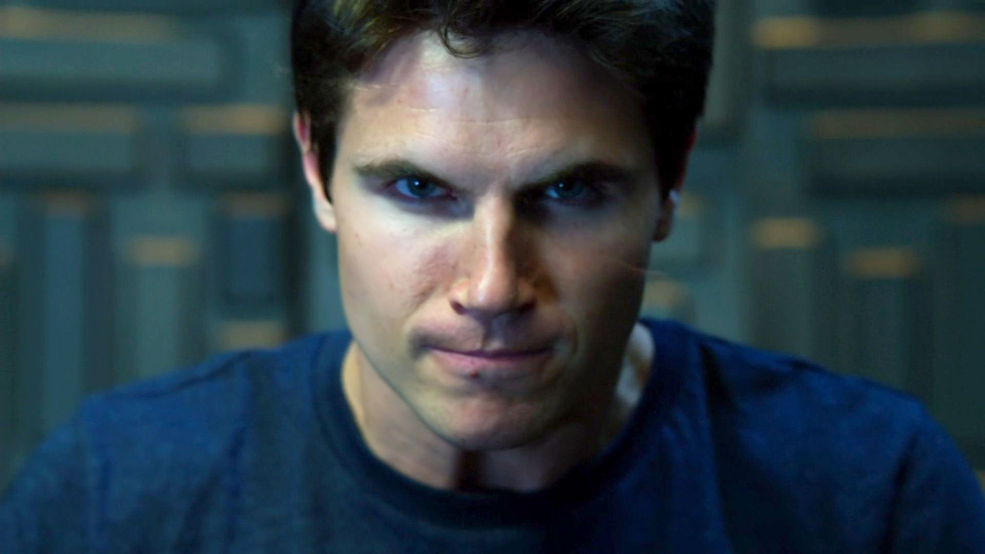 Pilot episode synopsis,reviews,forums,photos,