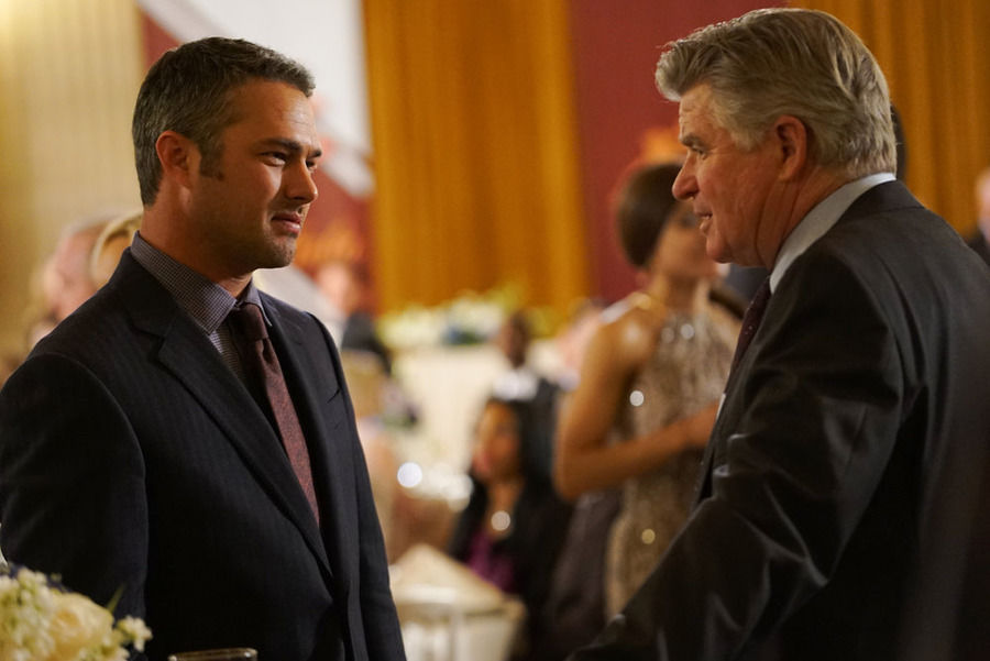 Sharp Elbows episode synopsis,reviews,forums,photos,