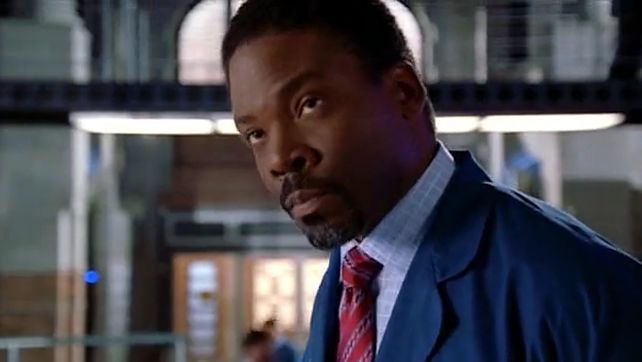 The Woman at the Airport episode synopsis,reviews,forums,photos,