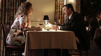 Friends in Need episode synopsis,reviews,forums,photos,