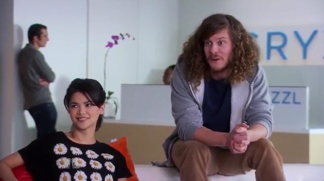 Moving Up (1) episode synopsis,reviews,forums,photos,