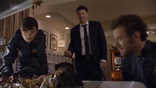 The Bikini in the Soup episode synopsis,reviews,forums,photos,
