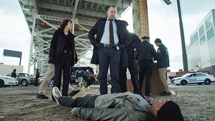 In and Out episode synopsis,reviews,forums,photos,