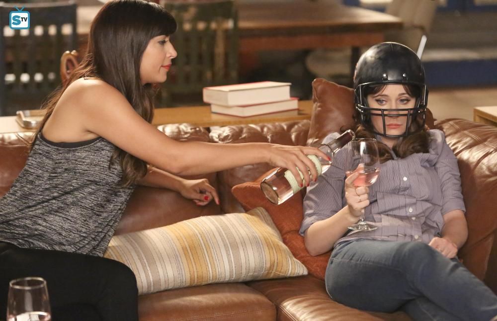 Helmet episode synopsis,reviews,forums,photos,