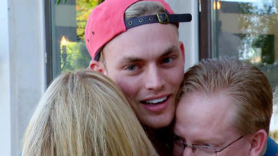 The Girl with the Bloodcurdling Scream episode synopsis,reviews,forums,photos,