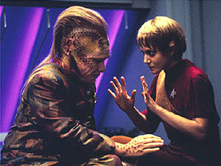 Elogium episode synopsis,reviews,forums,photos,