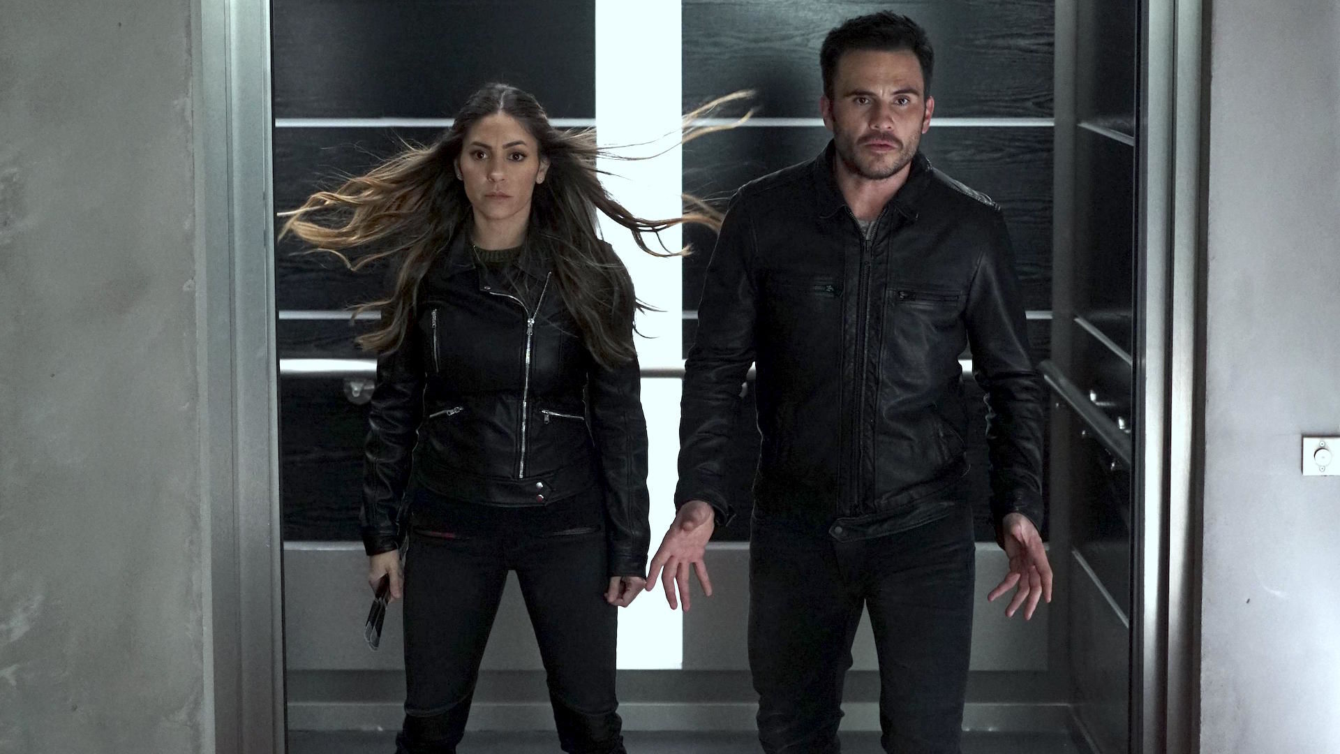The Team episode synopsis,reviews,forums,photos,