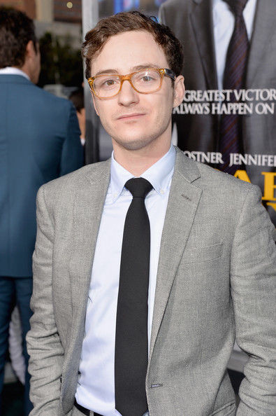 Mulaney television show cast,