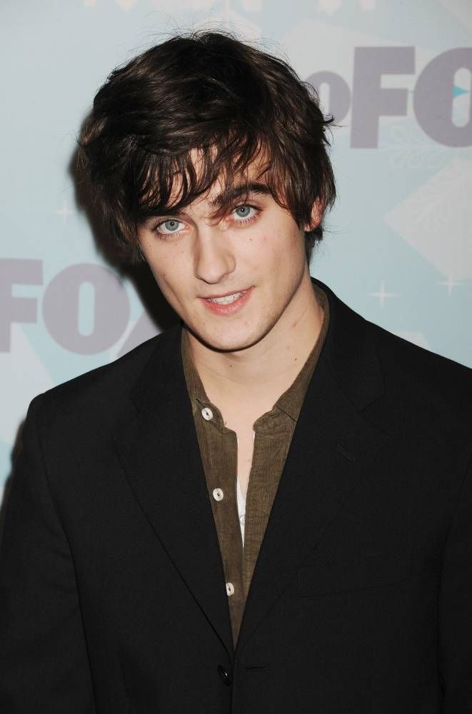 Hemlock Grove television show cast,