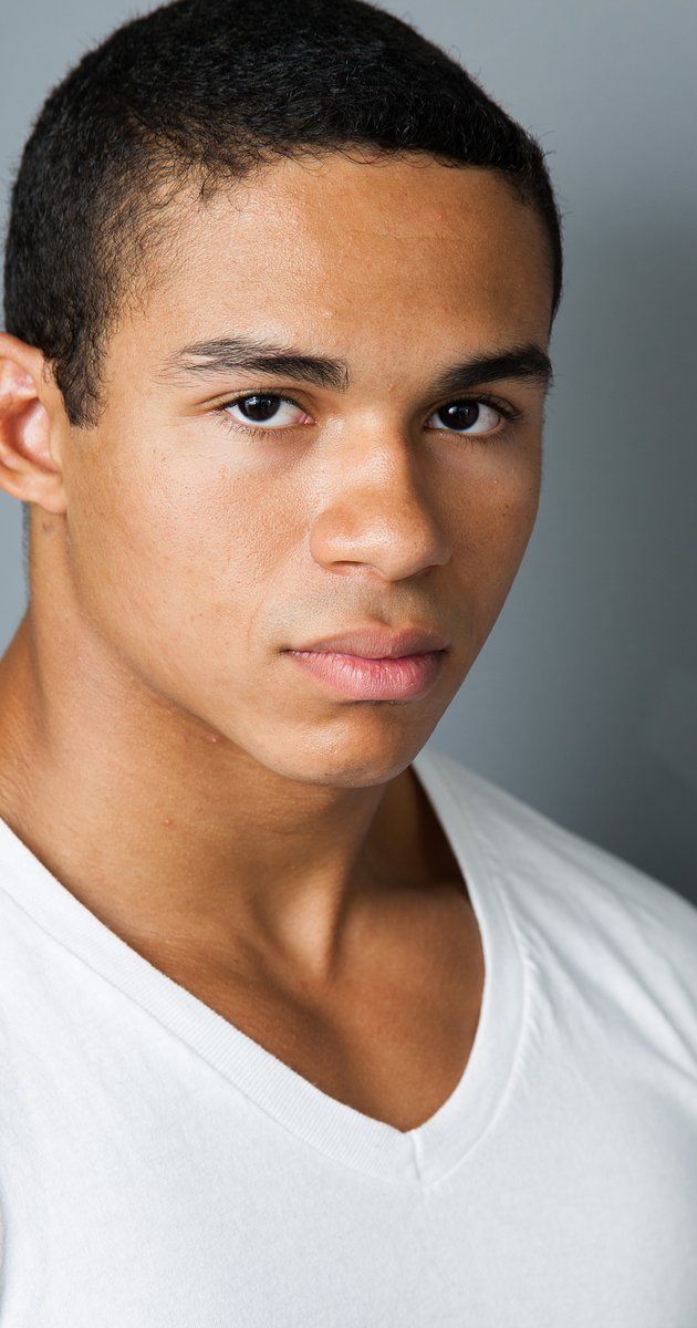Heroes television show cast,