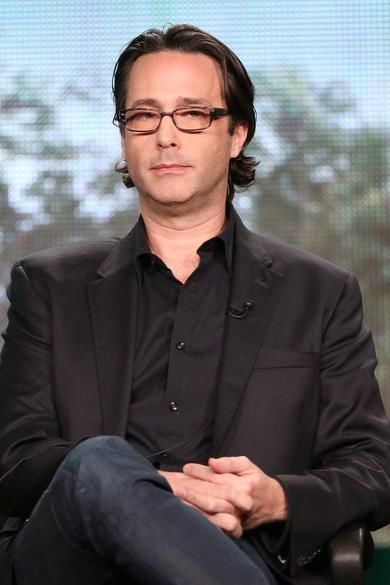 The 100 television show cast,