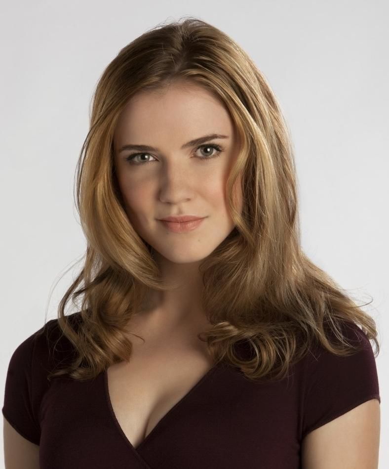 The Vampire Diaries,summary,reviews,forums,photos,