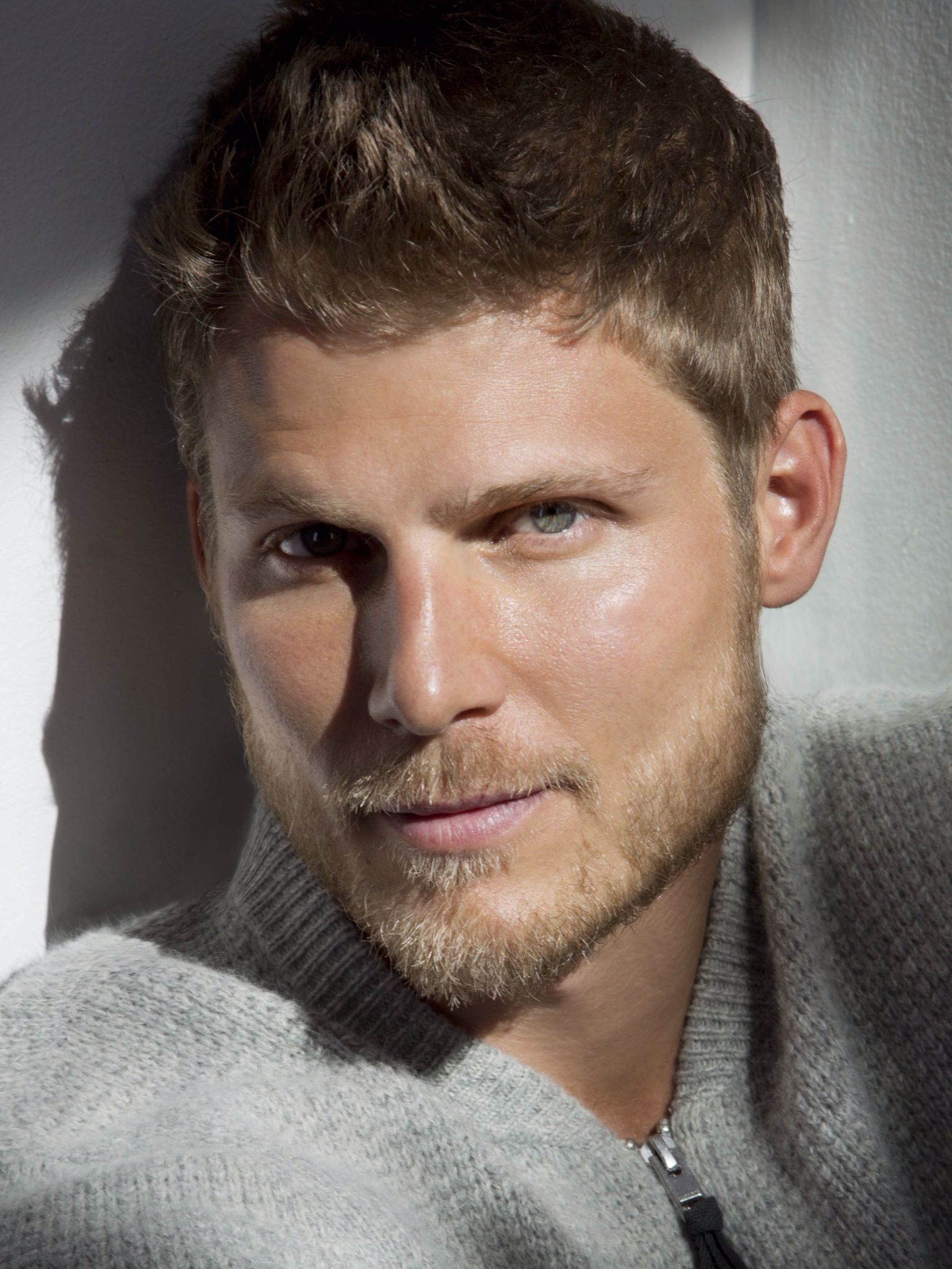 The Last Ship television show cast,