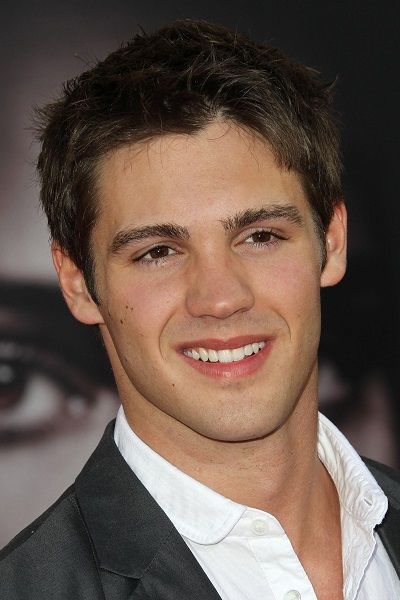 The Vampire Diaries television show cast,