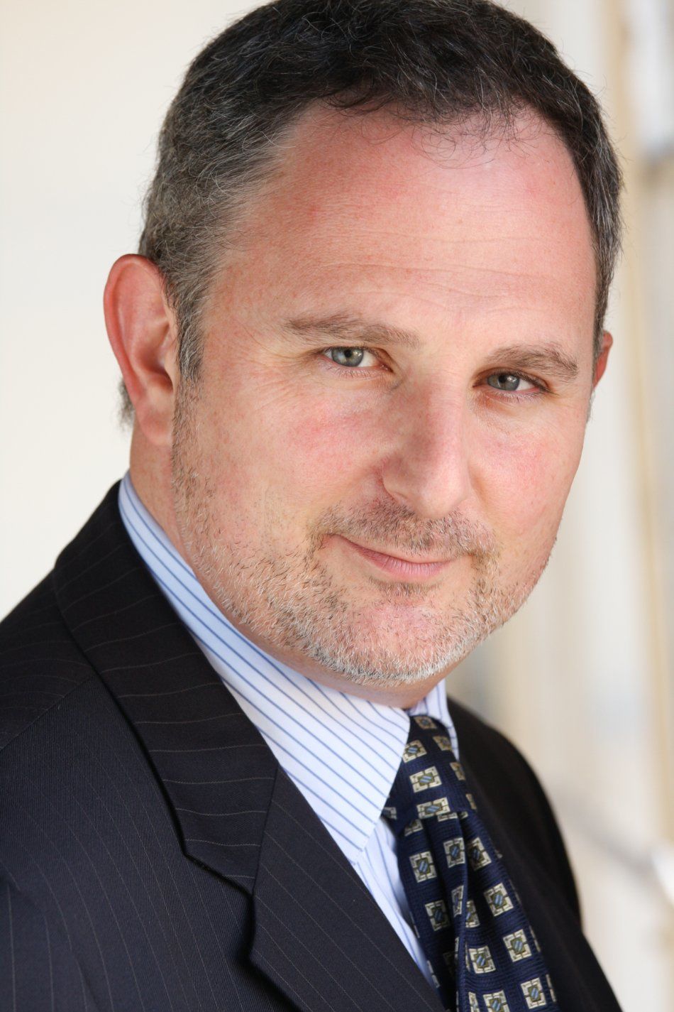 celebrities,artists,bands,lyrics,songs,albums,photos,pictures,images,reviews,discussion,community,members,forum,shows,episode,guides