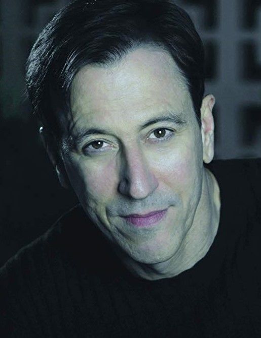 celebrities,artists,bands,lyrics,songs,albums,photos,pictures,images,reviews,discussion,community,members,forum,shows,episode,guides